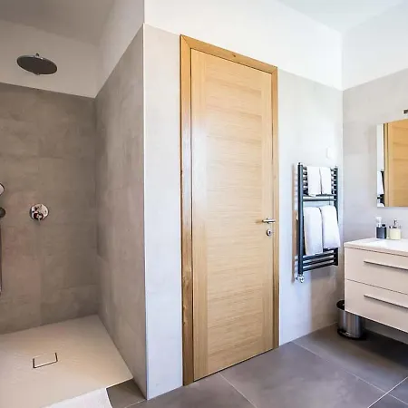 Extensive Light-filled Modern Living Areas San Pawl il-Baħar